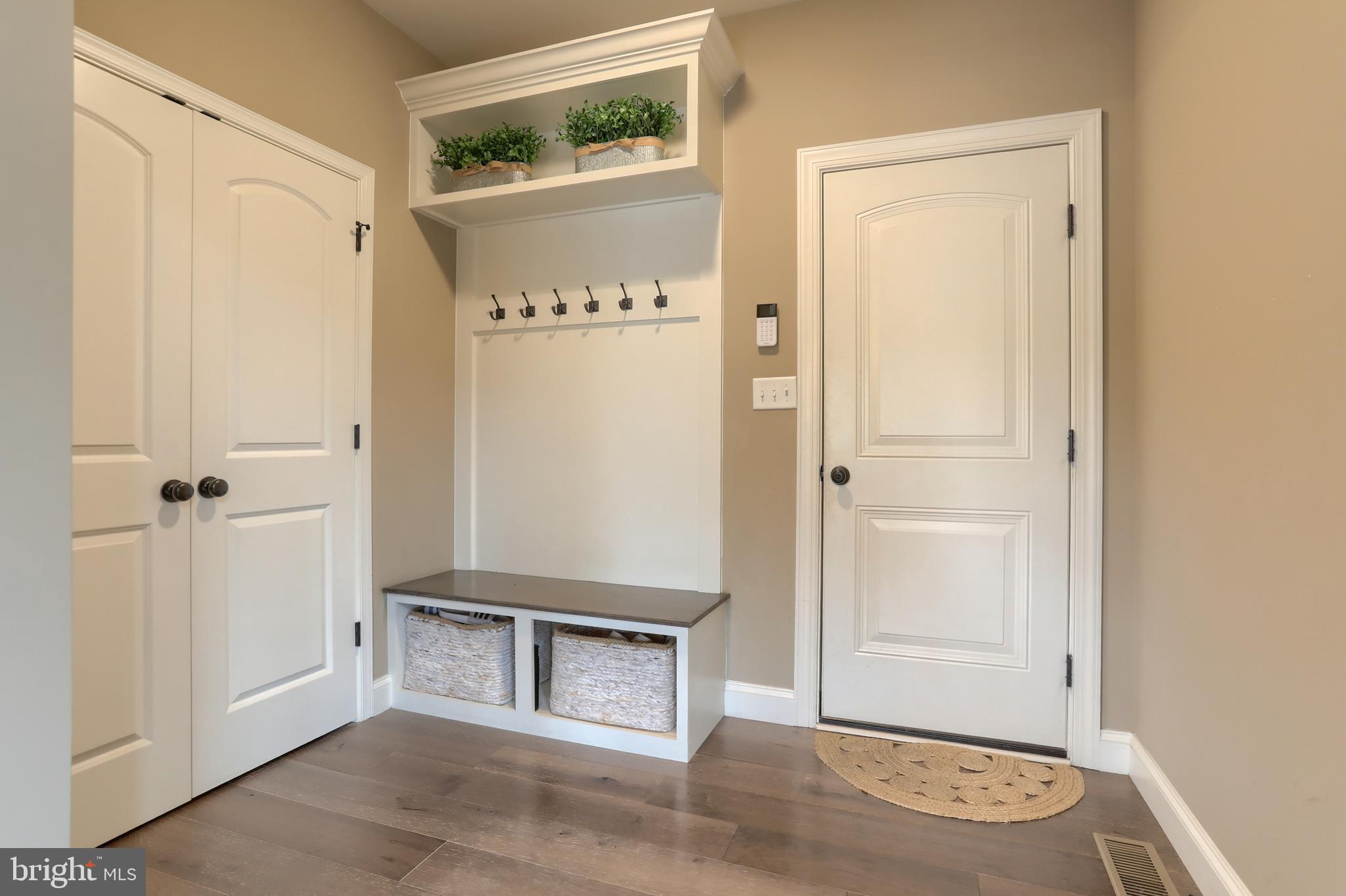 WILSHIRE ESTATES - Residential