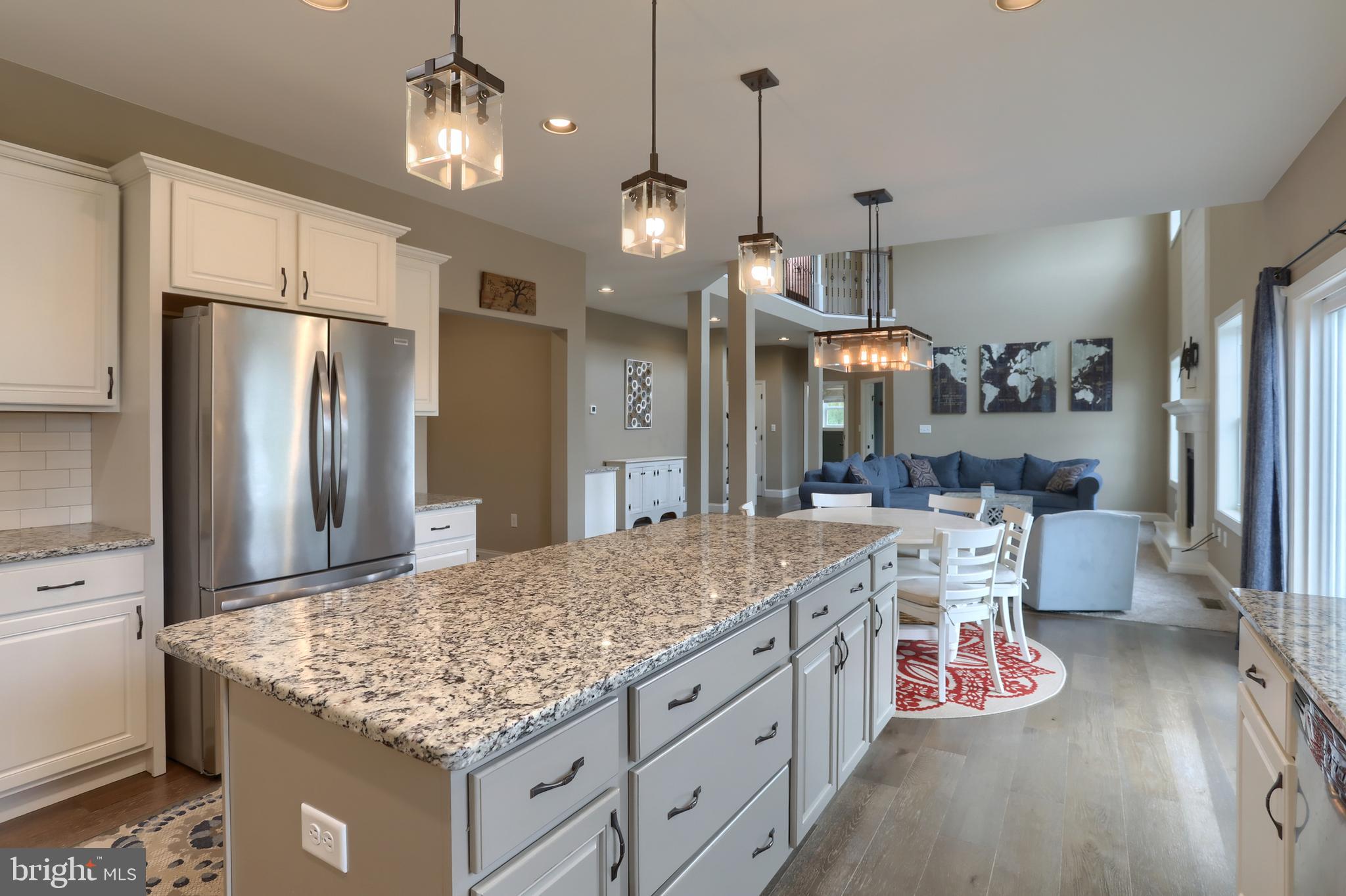 WILSHIRE ESTATES - Residential