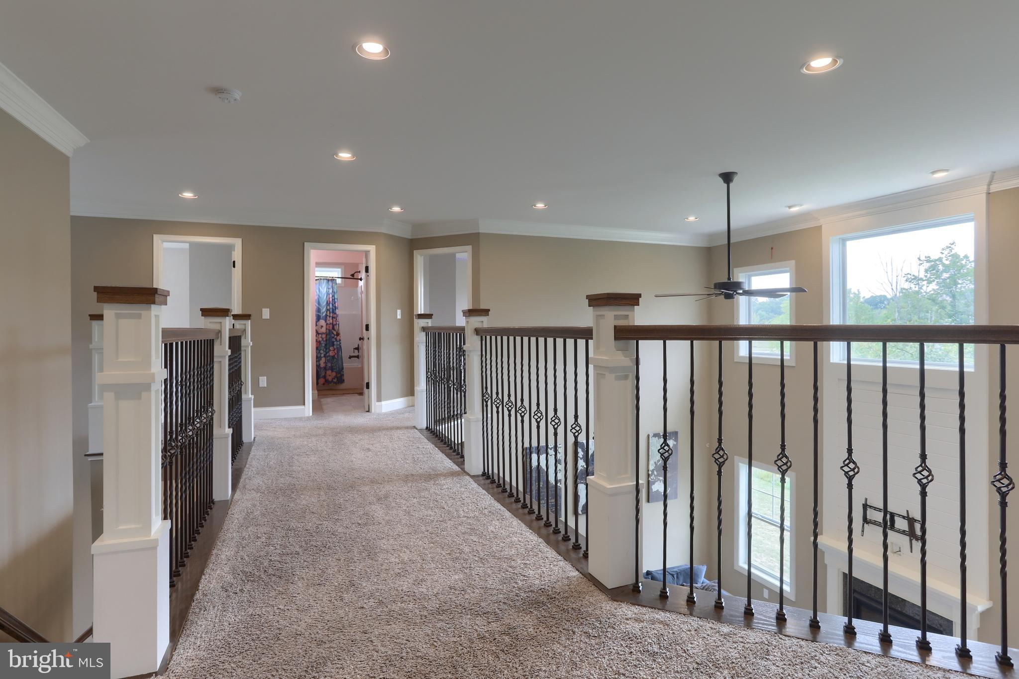 WILSHIRE ESTATES - Residential