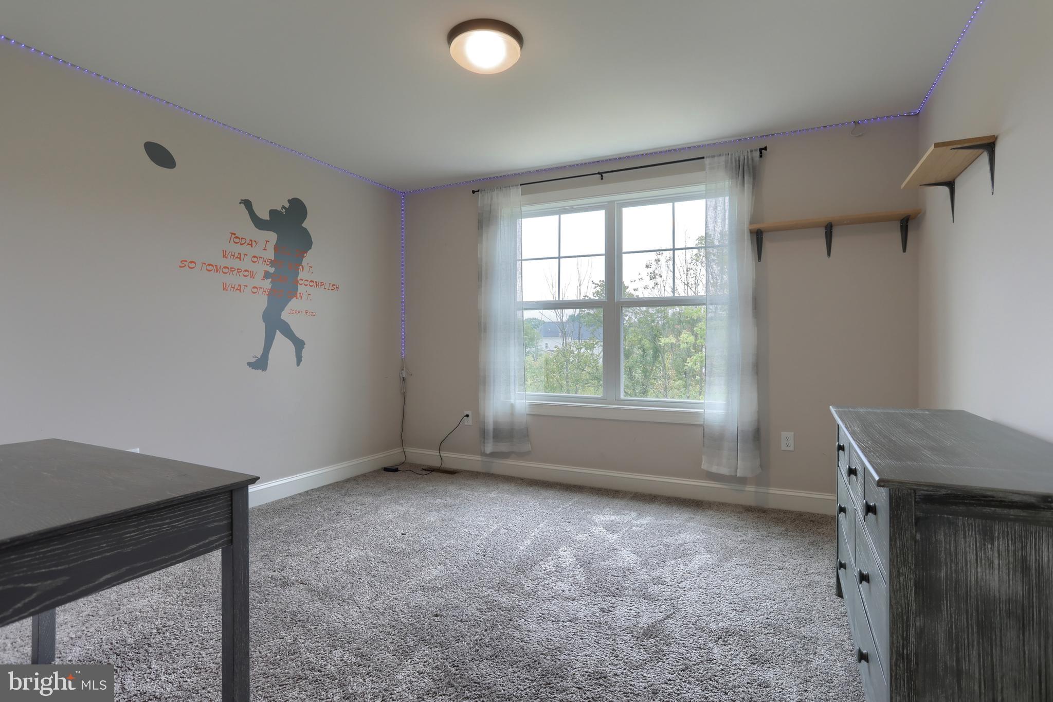 WILSHIRE ESTATES - Residential