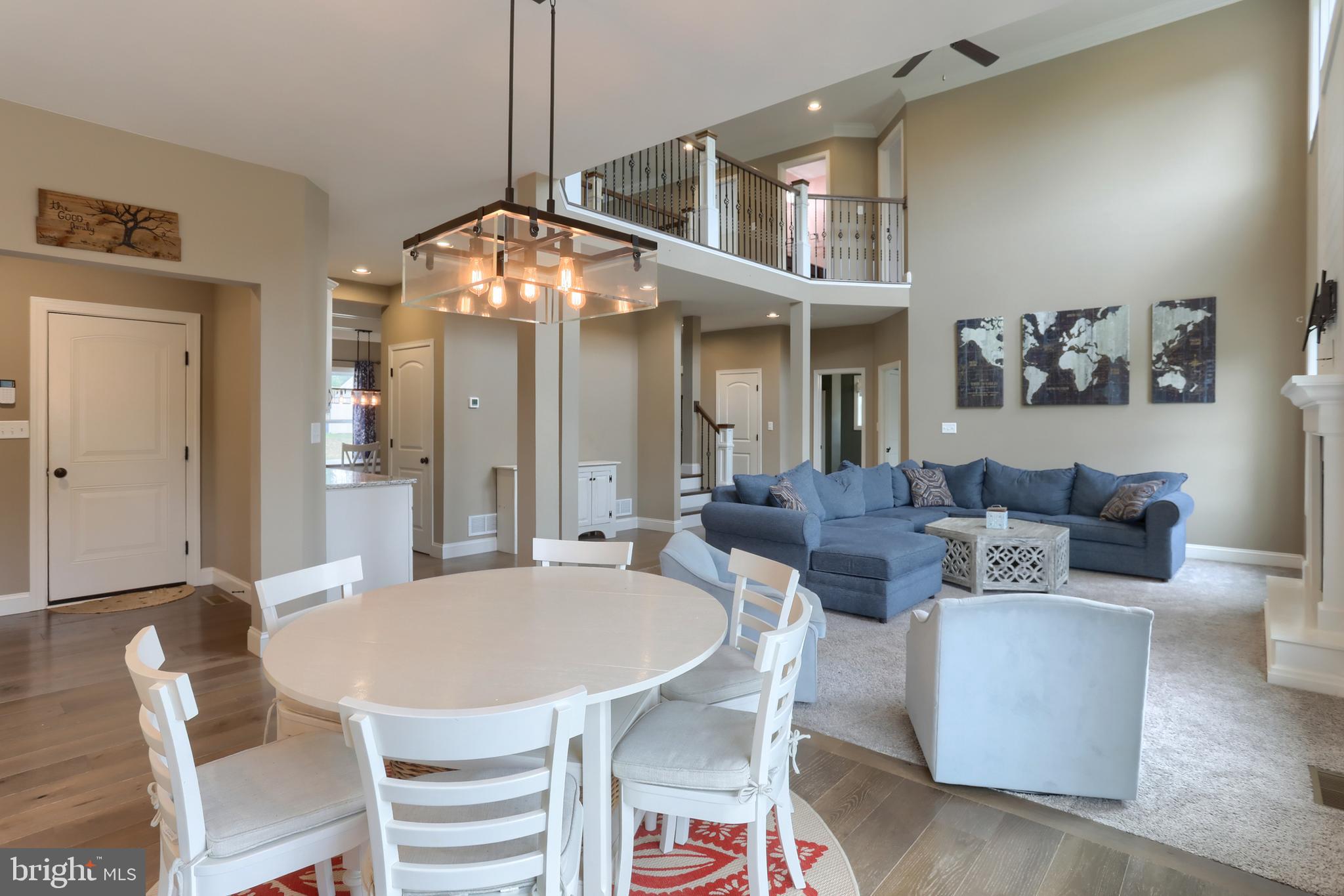 WILSHIRE ESTATES - Residential