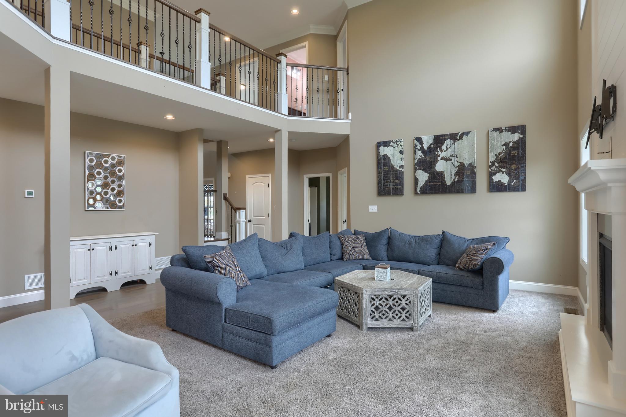 WILSHIRE ESTATES - Residential