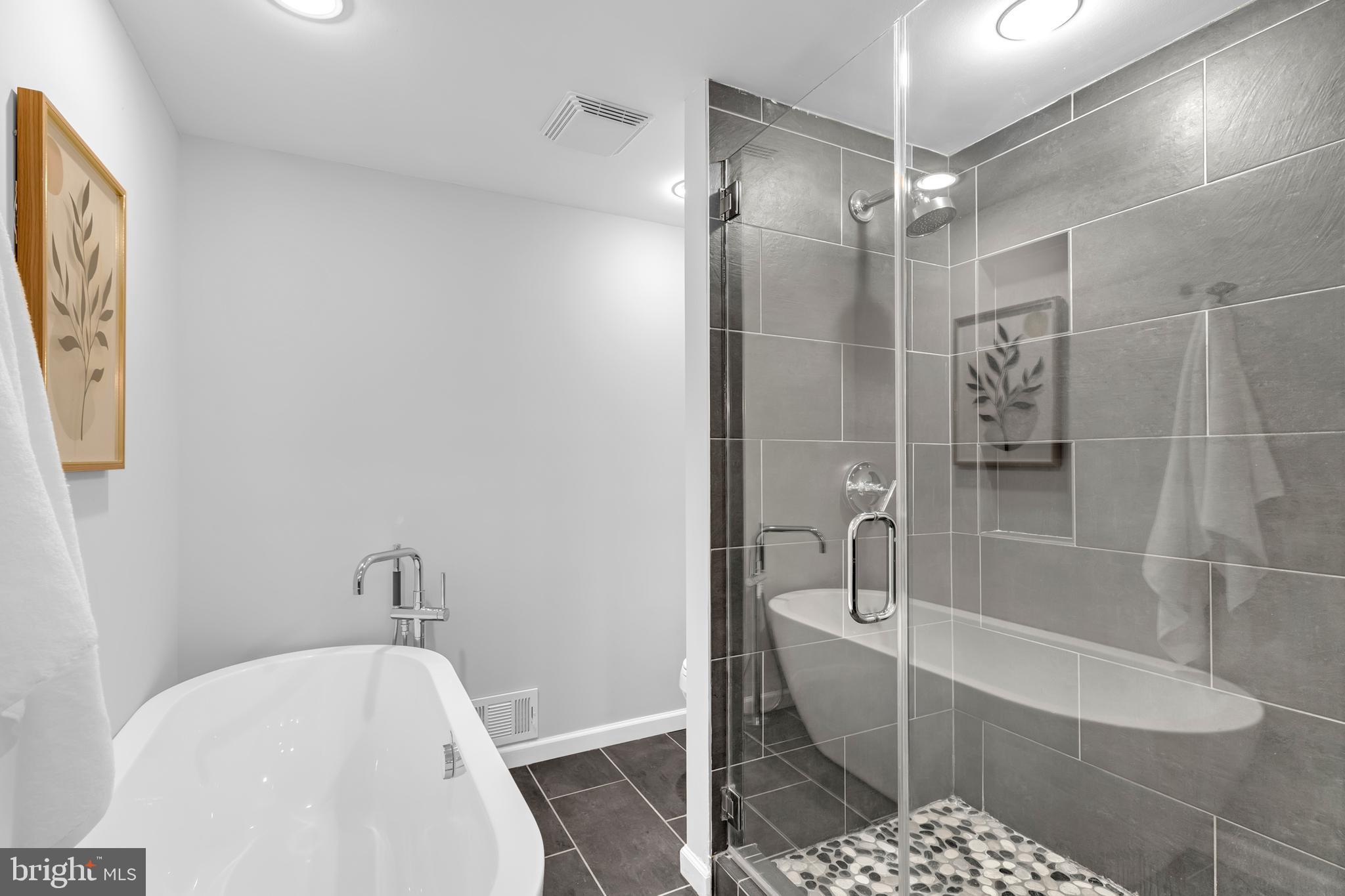 BURKE CENTRE - Residential