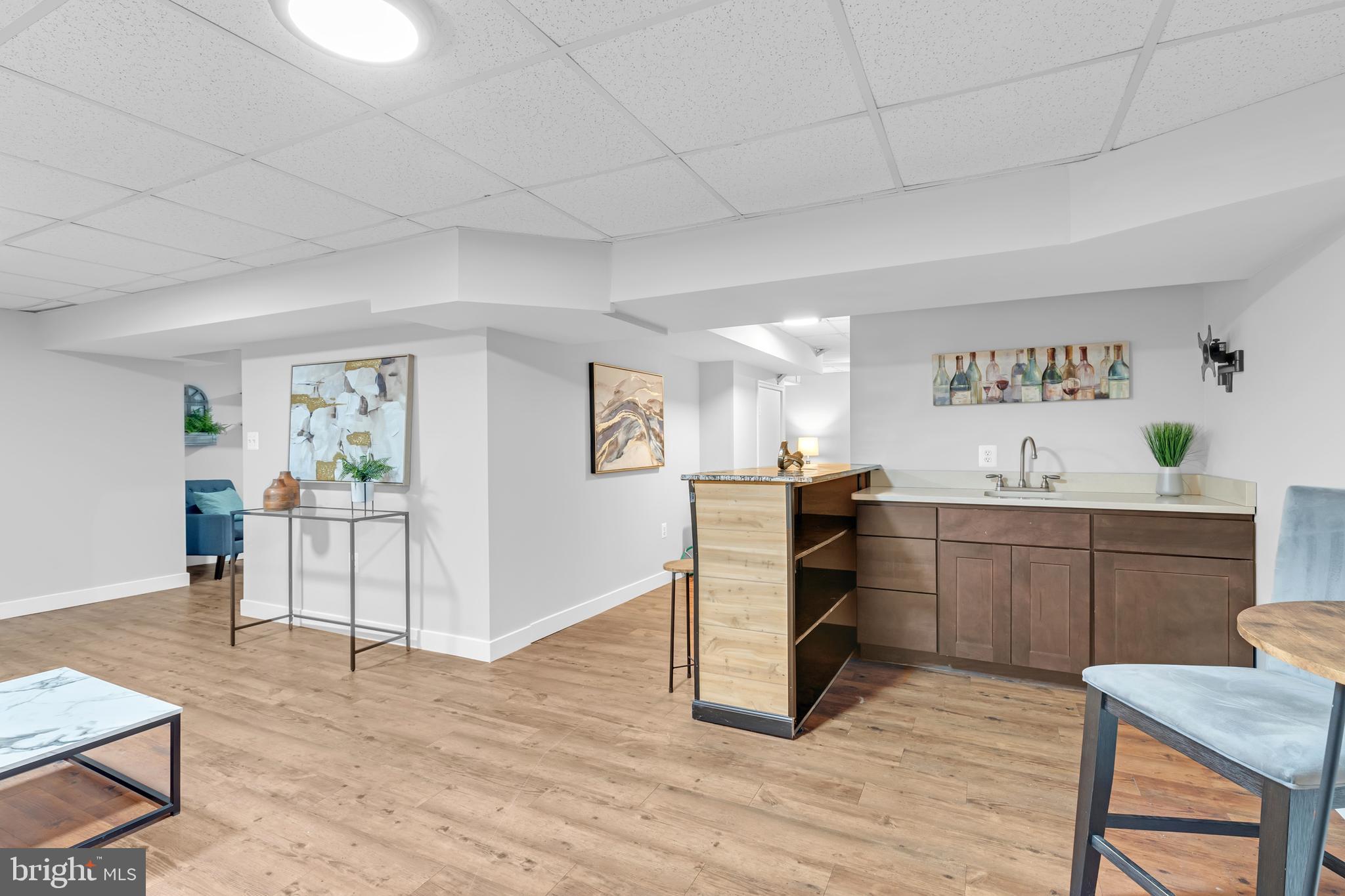 BURKE CENTRE - Residential