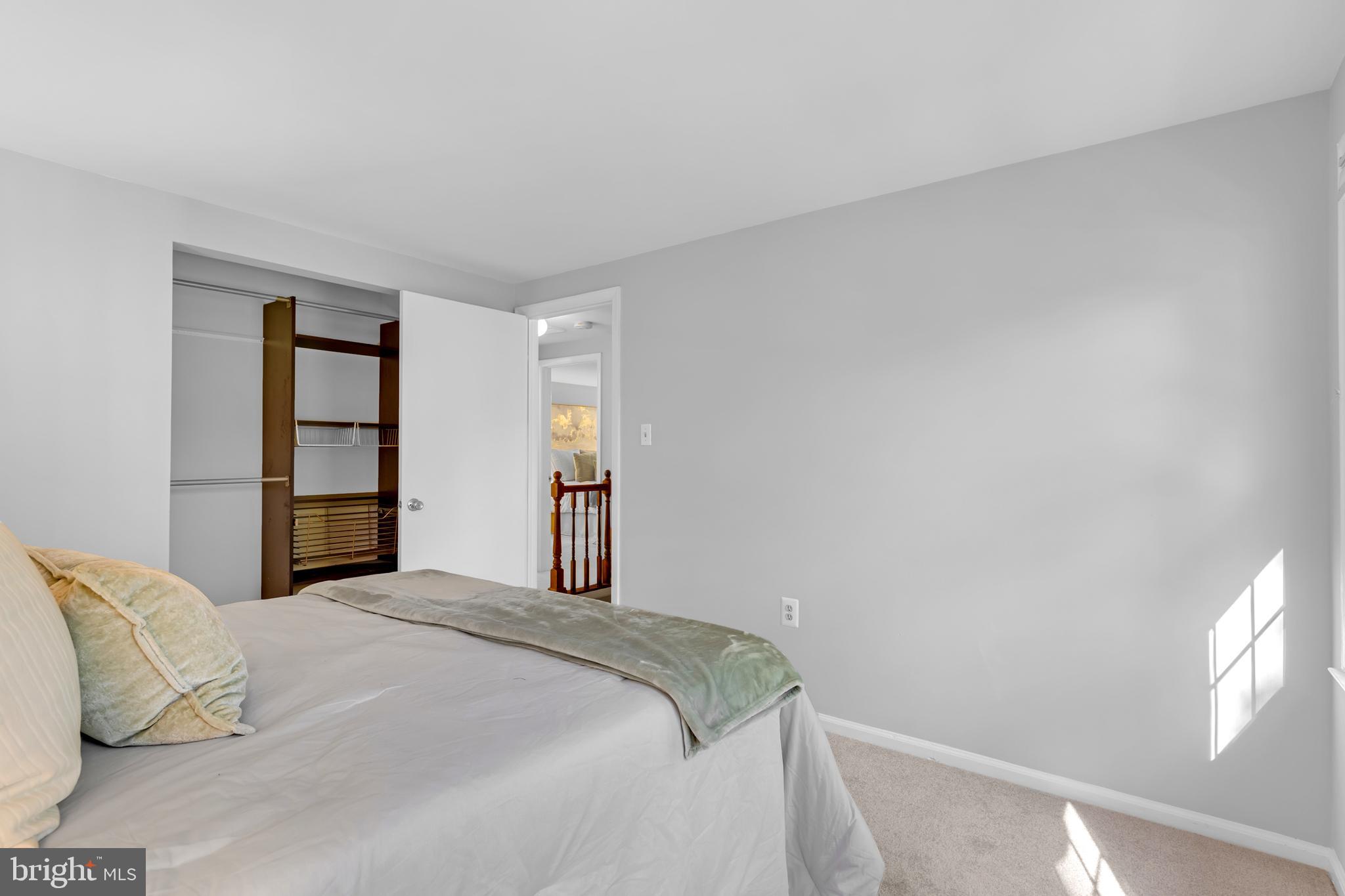 BURKE CENTRE - Residential