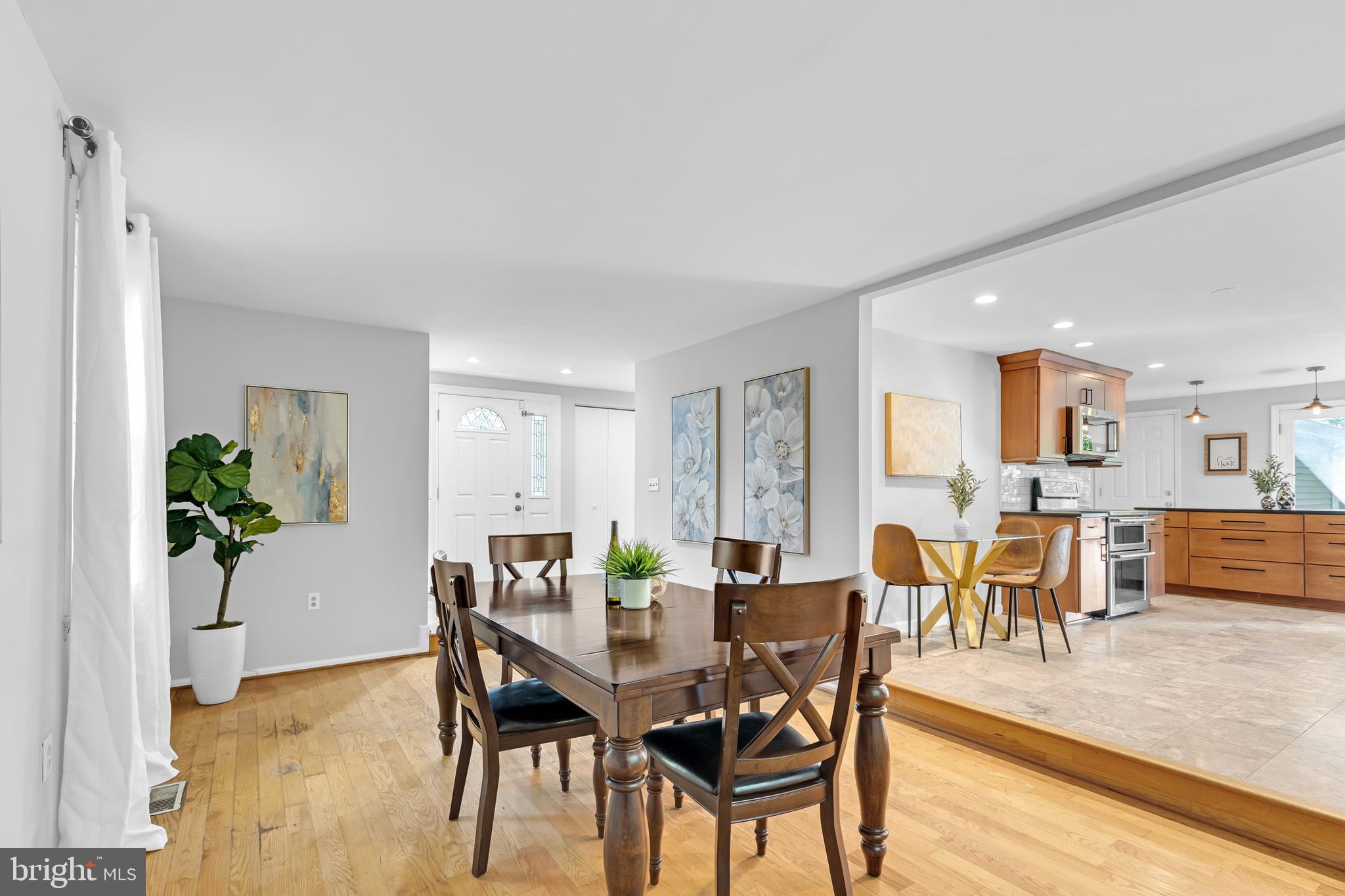 BURKE CENTRE - Residential