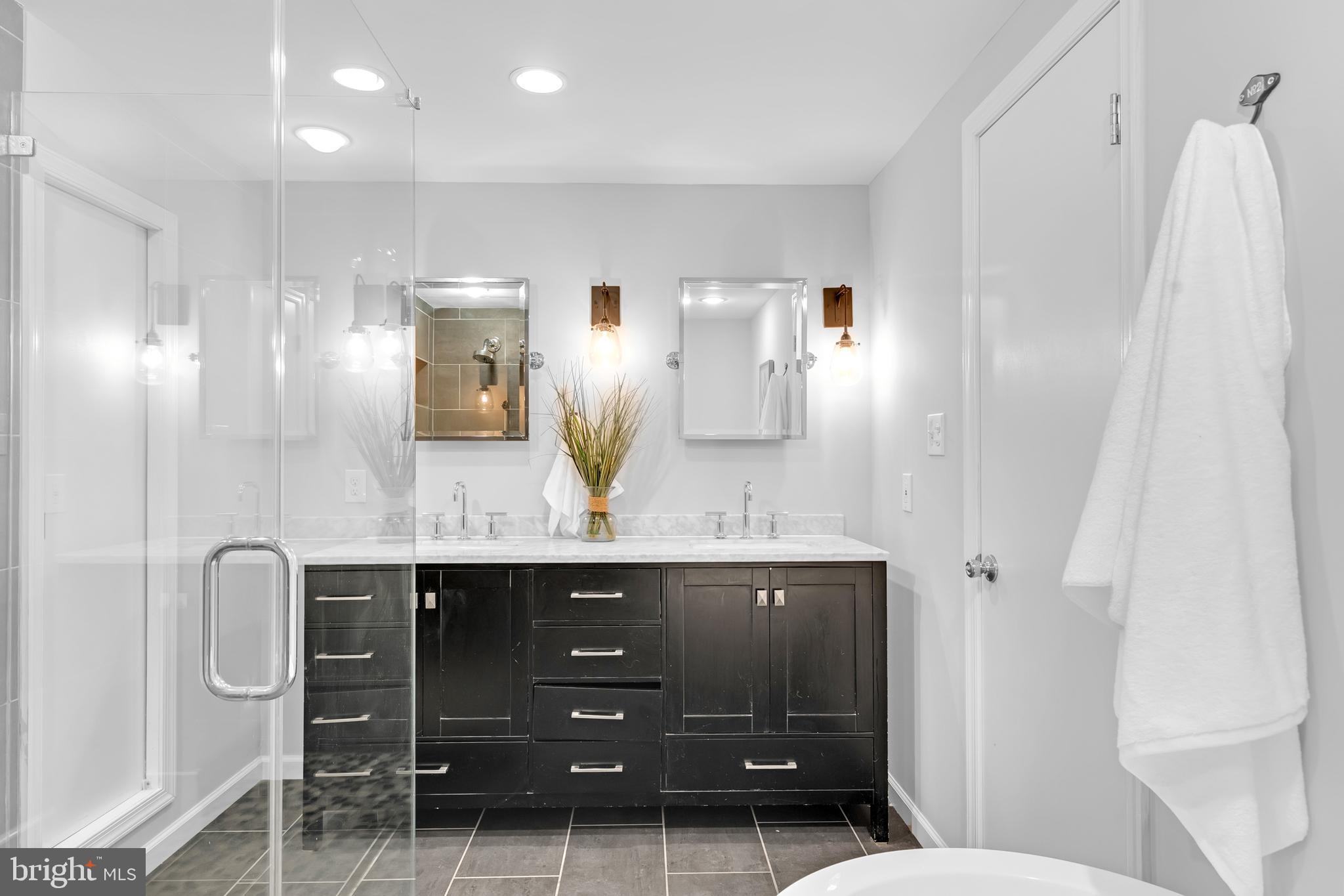 BURKE CENTRE - Residential