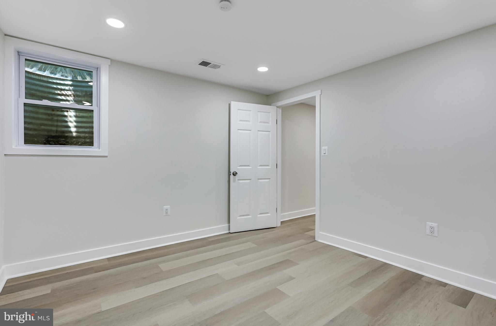 FRANKLIN SQUARE - Residential