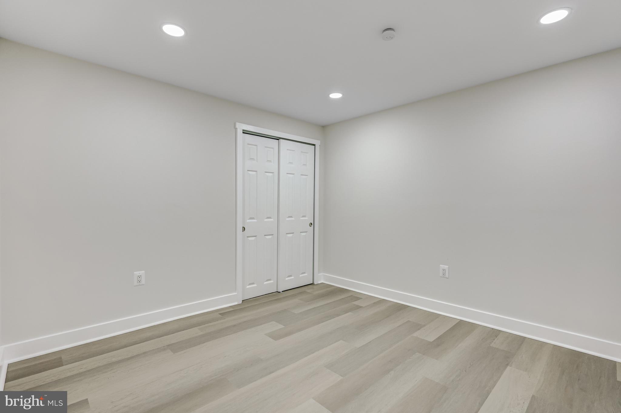 FRANKLIN SQUARE - Residential