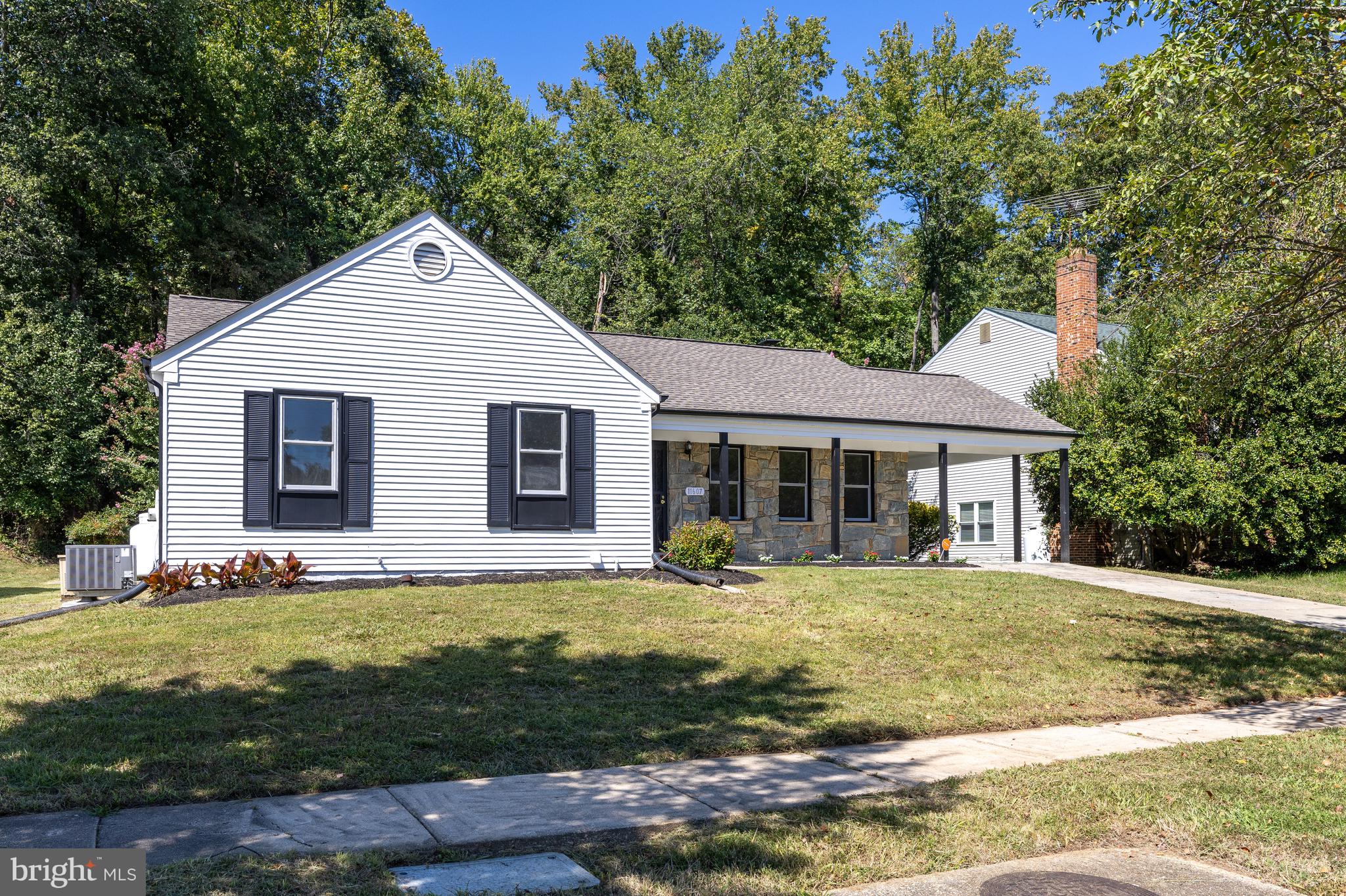 FRANKLIN SQUARE - Residential