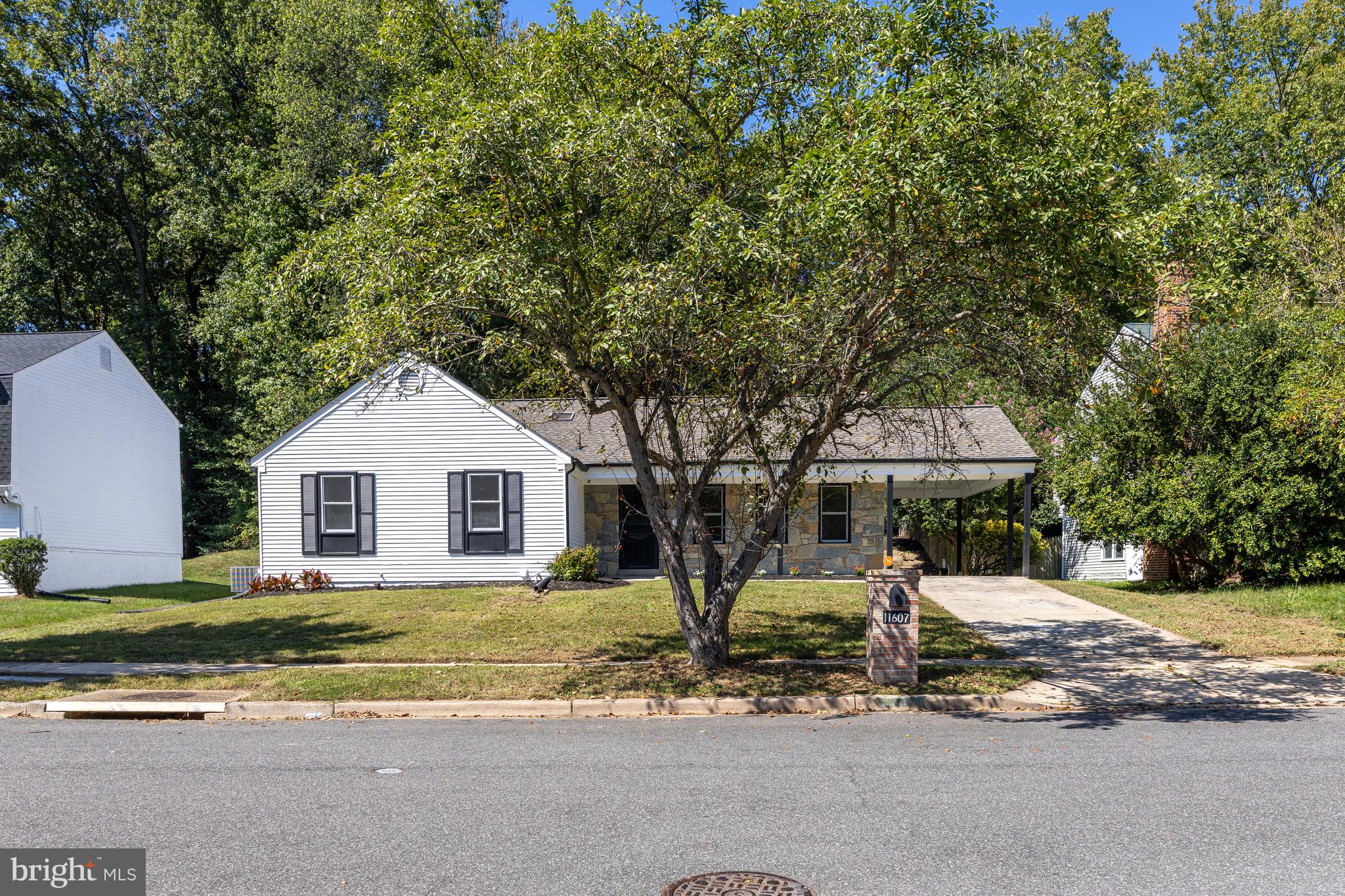 FRANKLIN SQUARE - Residential