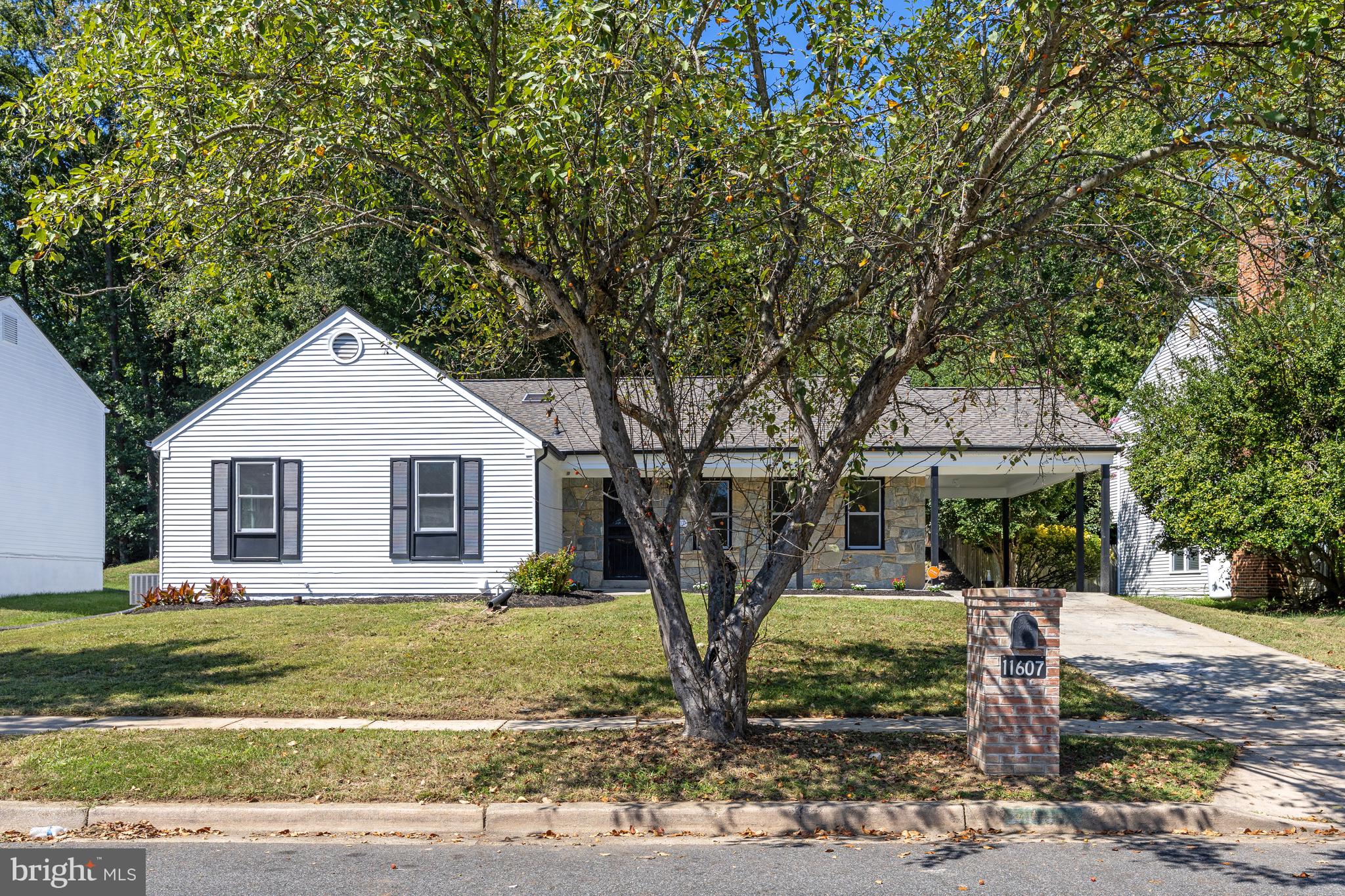 FRANKLIN SQUARE - Residential