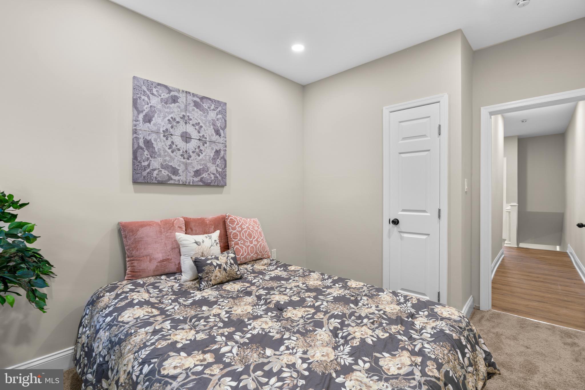 WALBROOK - Residential