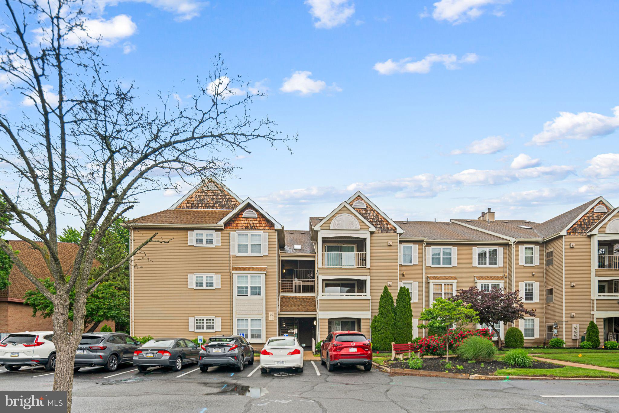Welcome to this Rarely Offered 2 Bed, 3 Full Bath Penthouse Condo in Gated, Riverfront, Delaire Landing Community.
New HVAC (2022)
New Hot Water (2021)
Remodeled Primary Bath Tub/Shower (2024)
New Ceiling Fan in Living Room (2024)
Remodeled Second Bath (2024)
New Slider, Capped Skylights and Tinted Skylights (2023)
Painted Living Room, Loft, Dining Room & Kitchen (2023)
Convenient, additional, personal Storage Closet right outside the unit.
The pictures offer a preview, but you need to see this unit! Make your appointment today and live where you love!