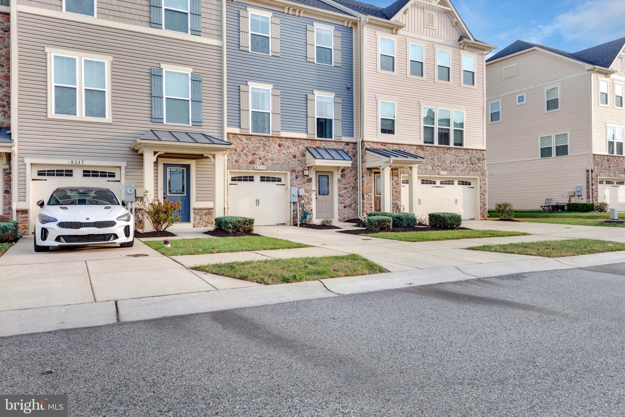 CREEKSIDE VILLAGE AT TANYARD SPRINGS - Residential
