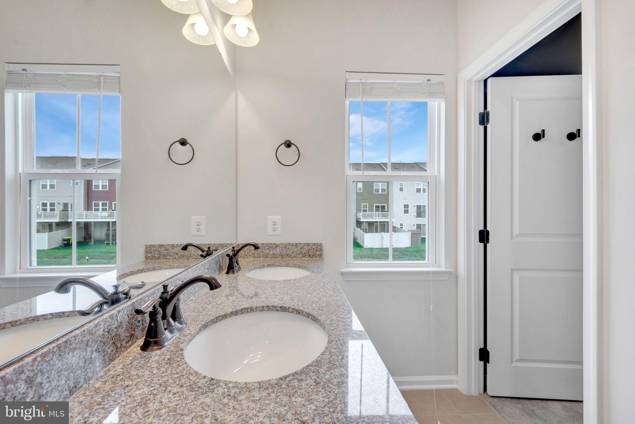 CREEKSIDE VILLAGE AT TANYARD SPRINGS - Residential