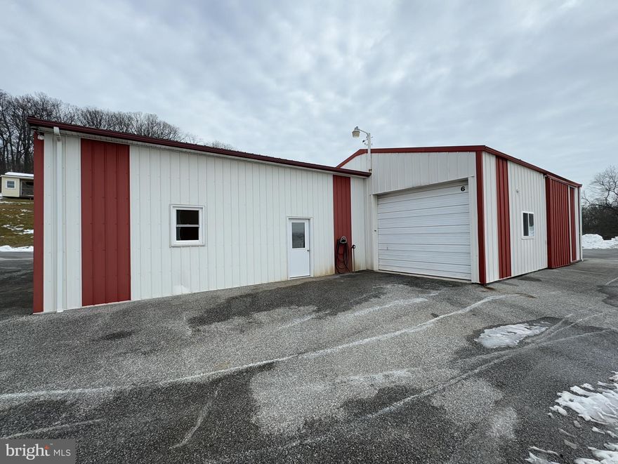 STORAGE BUILDING/PERSONAL CAR WORKSHOP. NOT COMMERCIALLY ZONED.
Note: Applicant must fill out an application and be approved PRIOR to viewing the property. The online application can be found on our website. You can apply for this property under the property description.