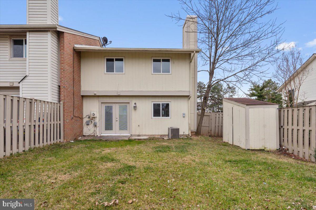 FOUR SEASONS REGIME - Residential