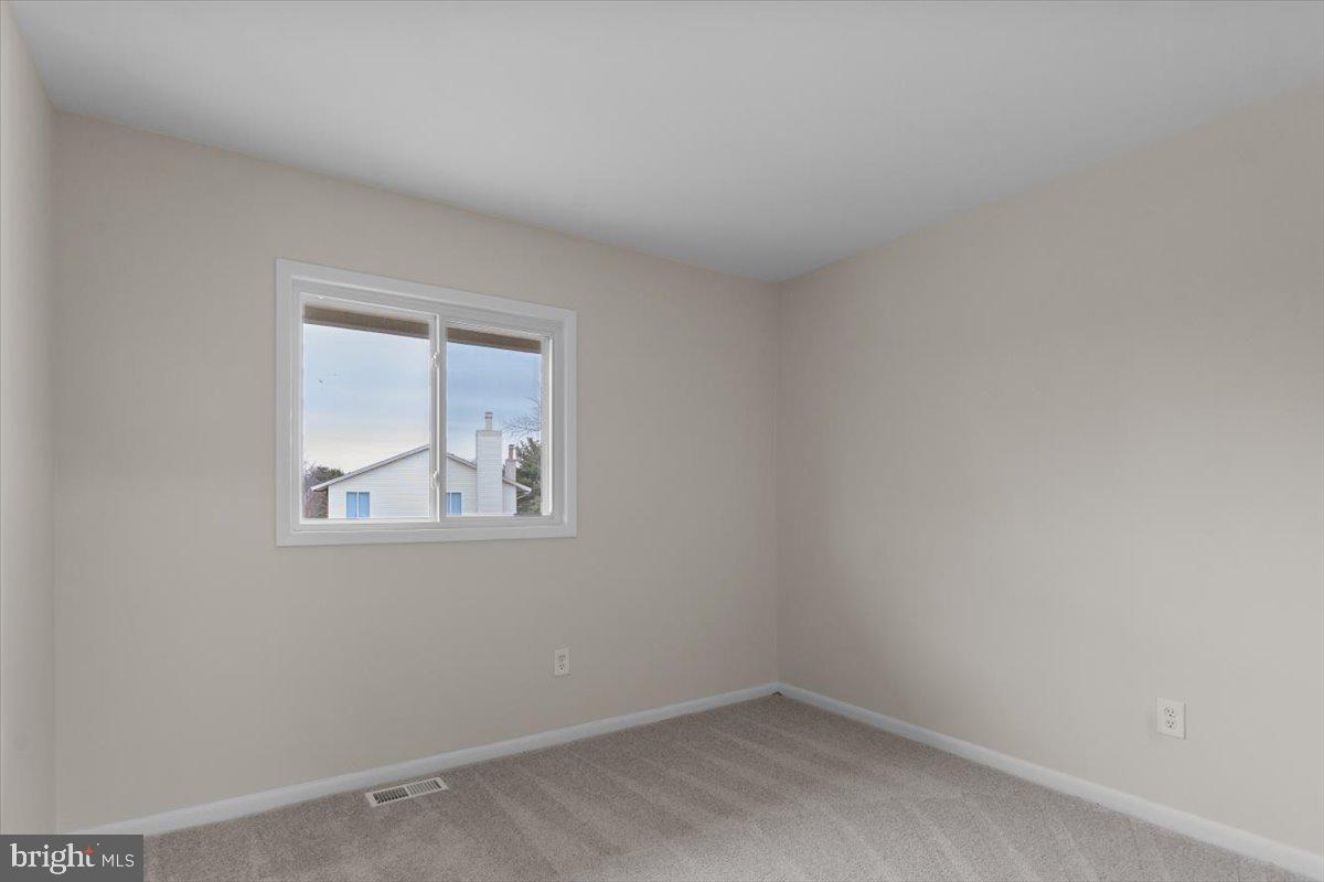 FOUR SEASONS REGIME - Residential