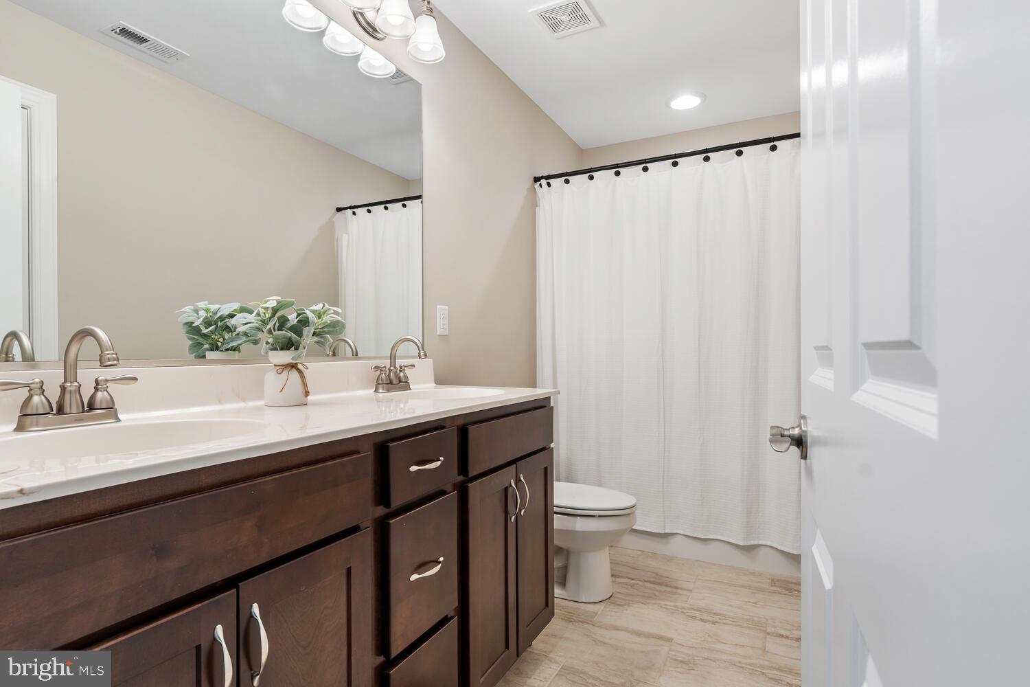 WILLOW BRANCH - Residential