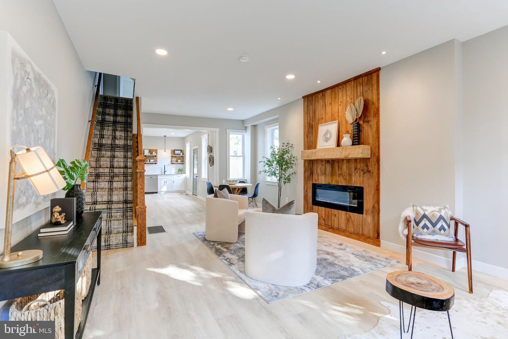 Photo of 666 Lafayette Street, Lancaster, PA 17603 (MLS # PALA2049634)