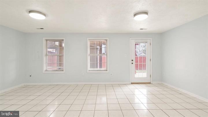 BRIDLEWOOD - Residential