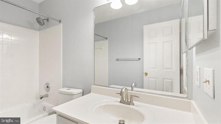 BRIDLEWOOD - Residential