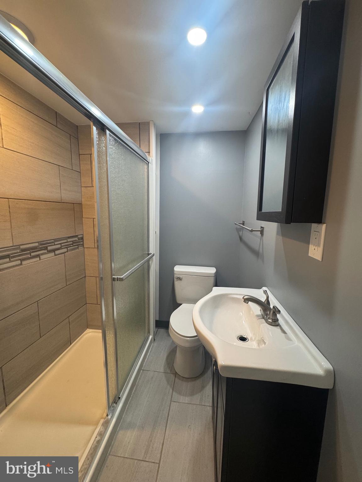 KENSINGTON - Residential