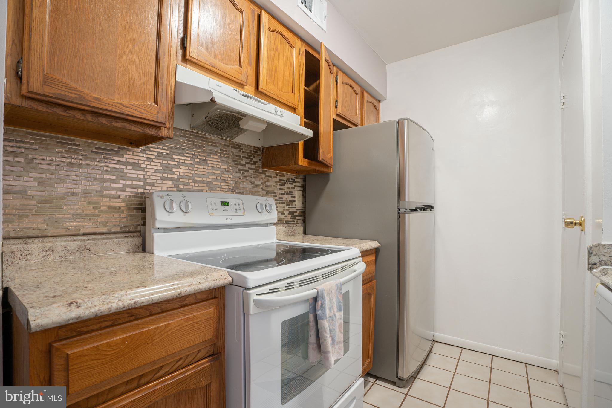 TIVOLI - Residential Lease