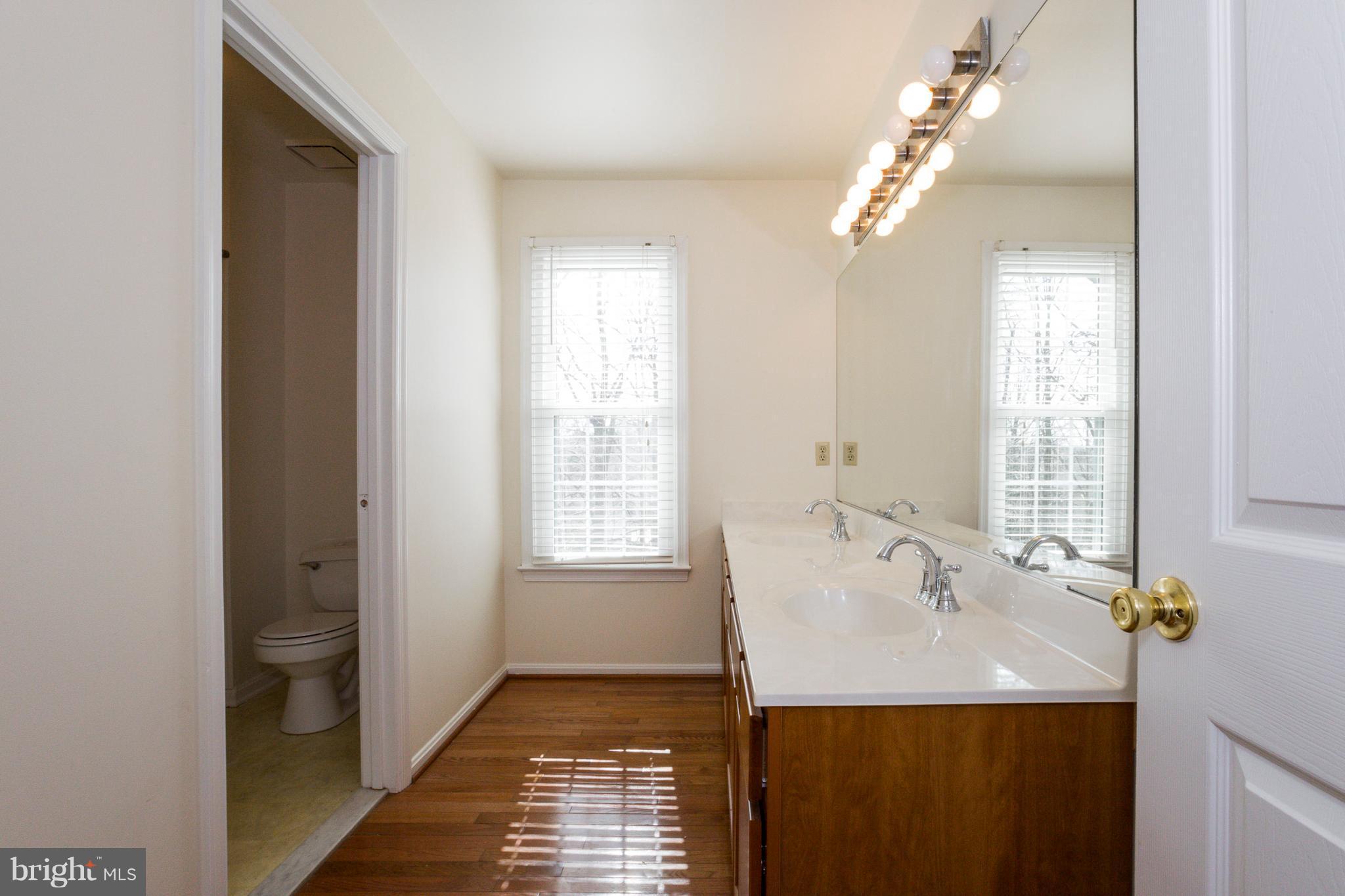 RUSSETT - Residential