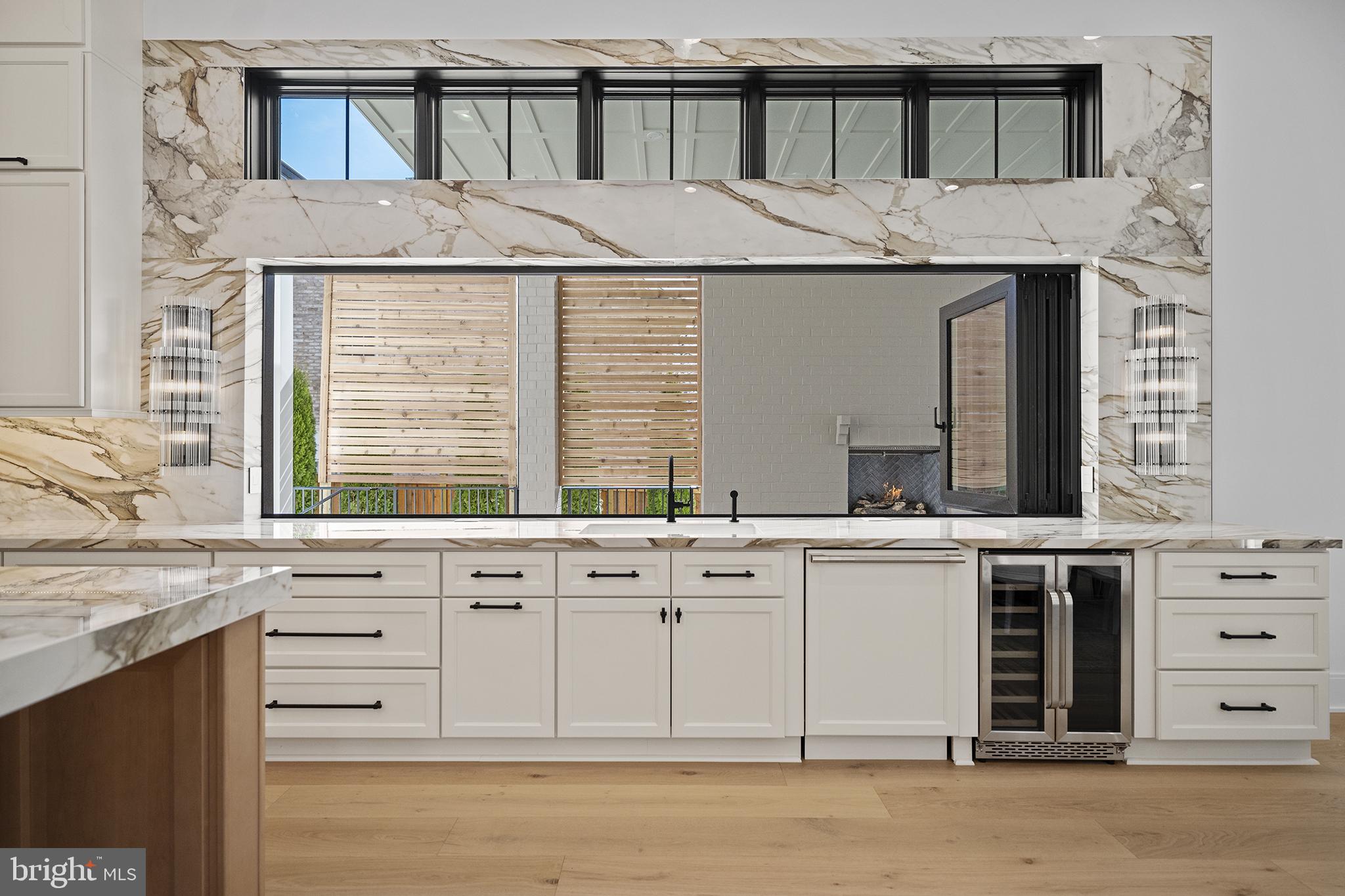KENWOOD PARK - Residential