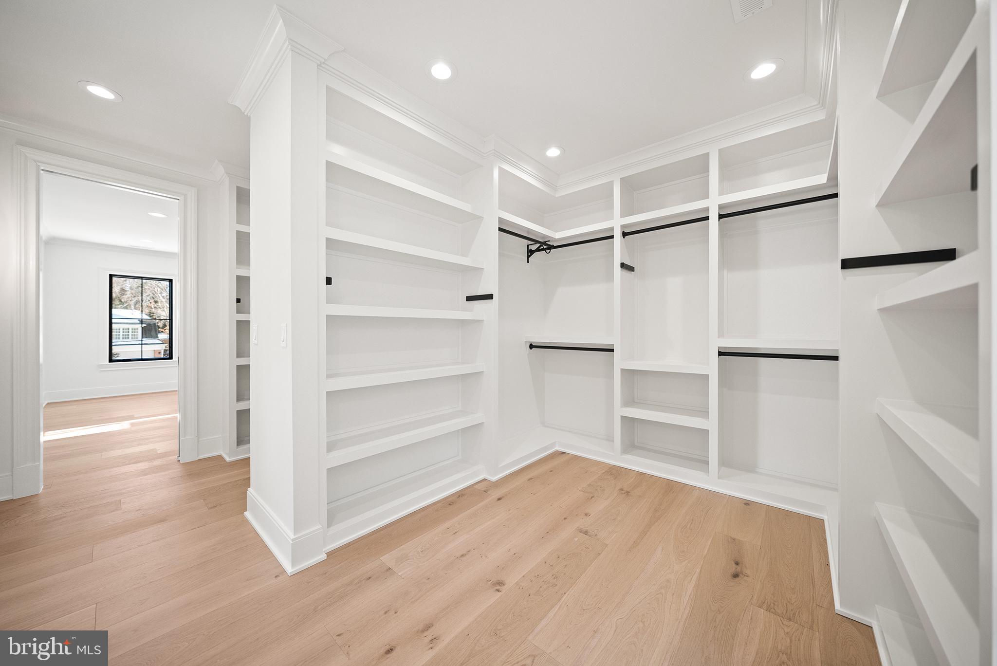 KENWOOD PARK - Residential