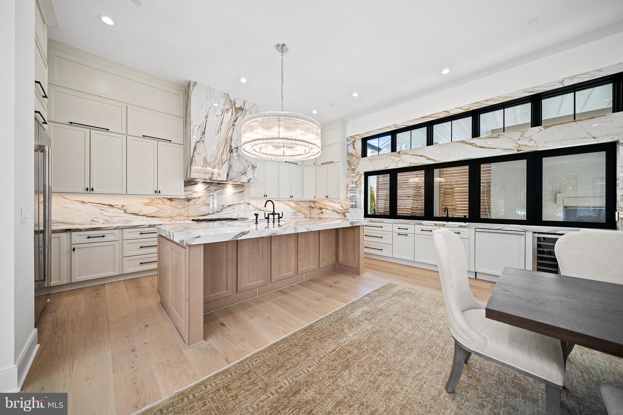 KENWOOD PARK - Residential
