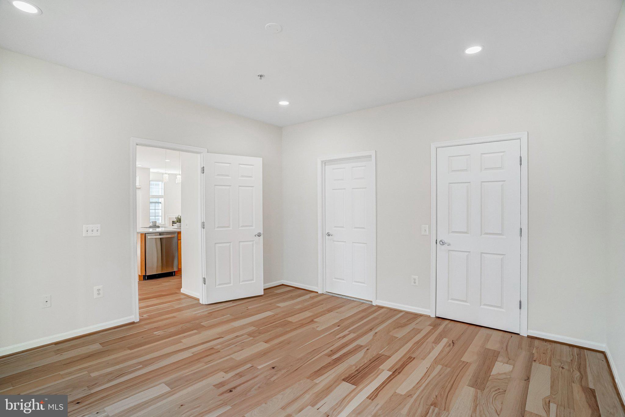 COURTS AT WESCOTT RIDGE - Residential