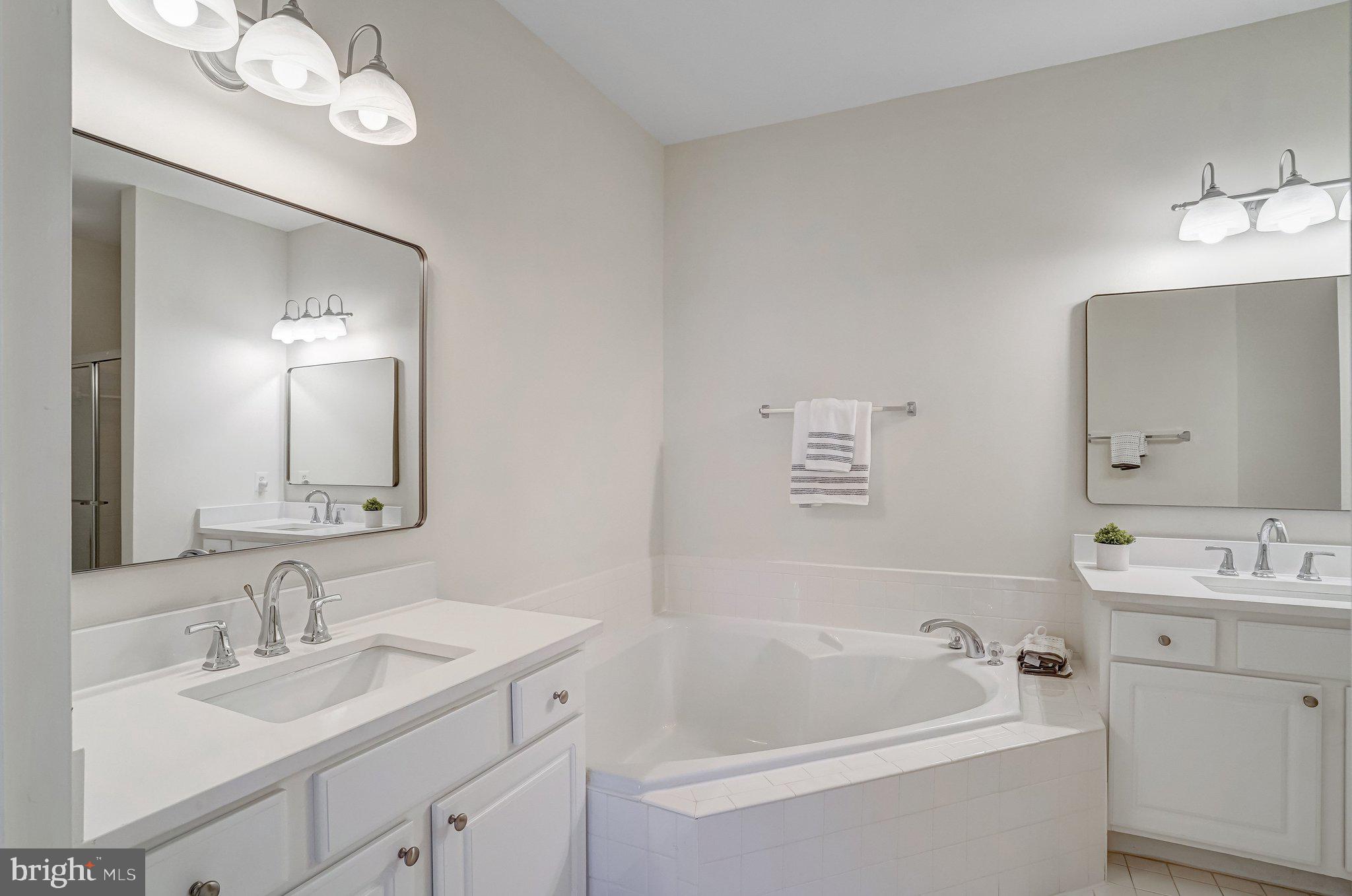 COURTS AT WESCOTT RIDGE - Residential