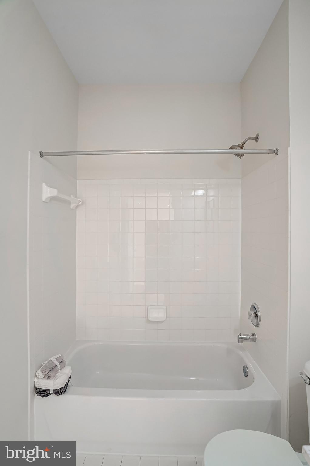 COURTS AT WESCOTT RIDGE - Residential