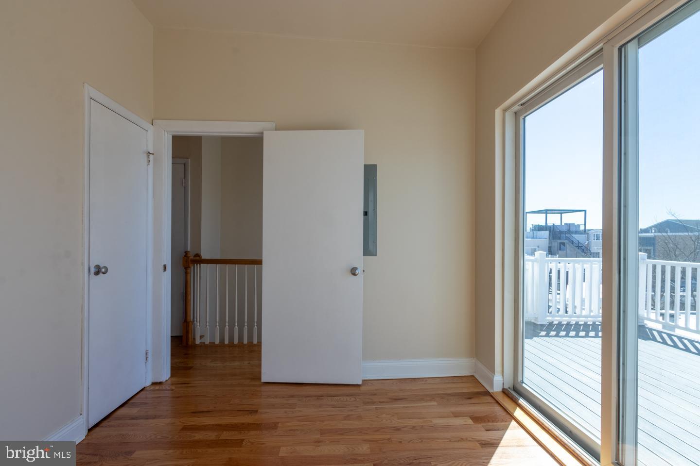 GRADUATE HOSPITAL - Residential