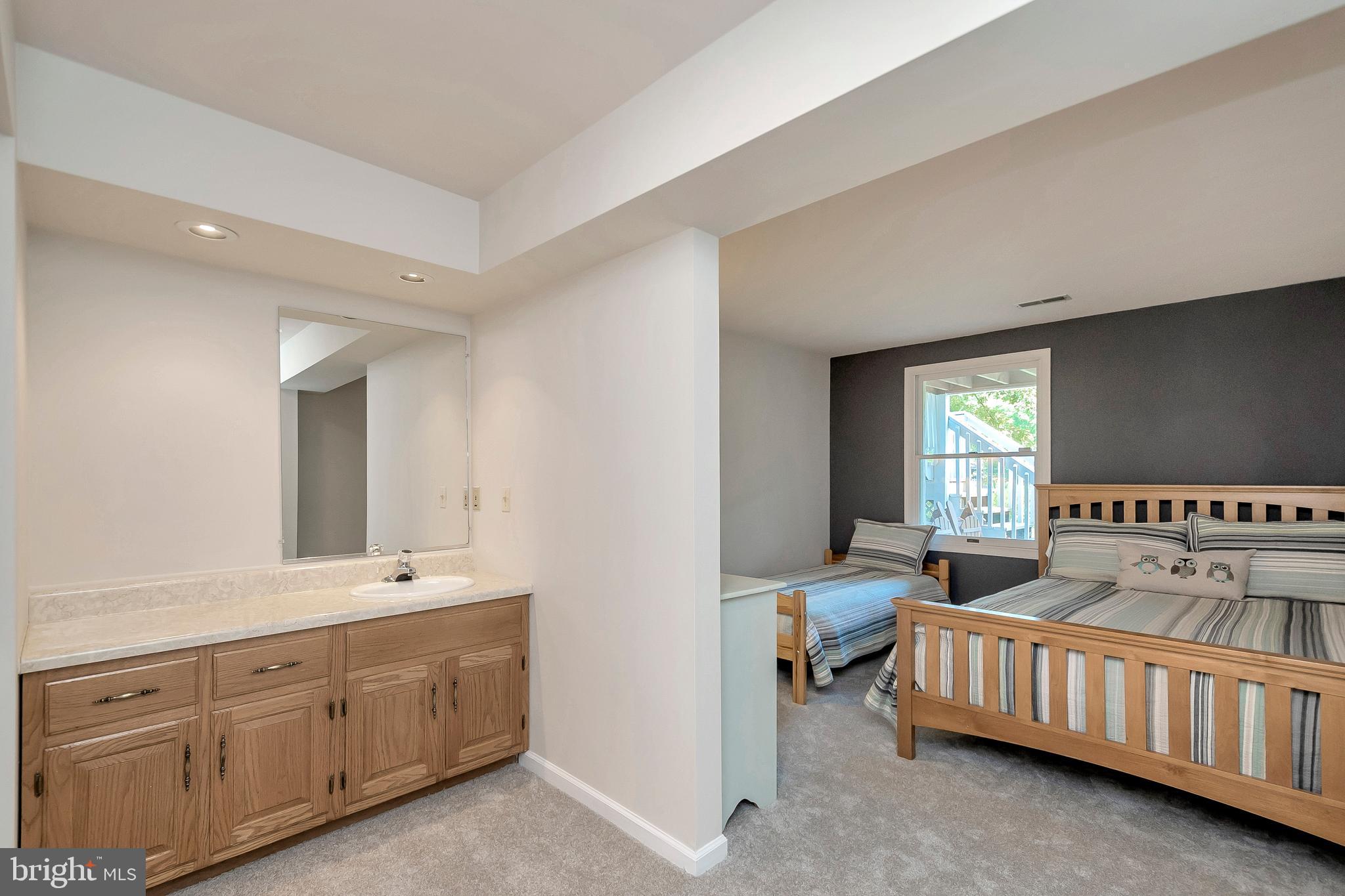 LAKE OF THE WOODS - Residential