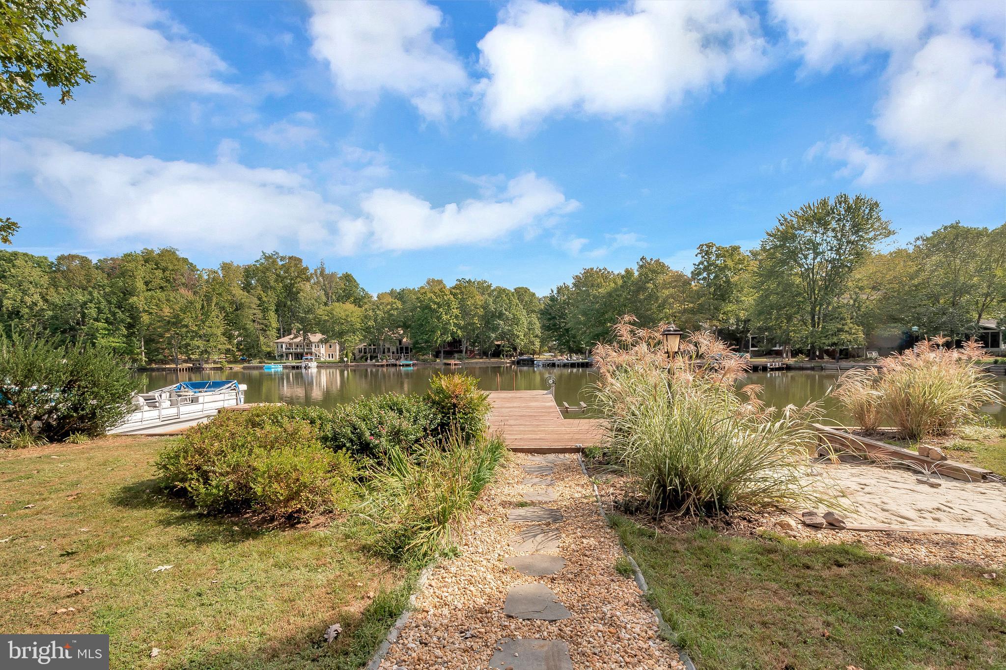 LAKE OF THE WOODS - Residential