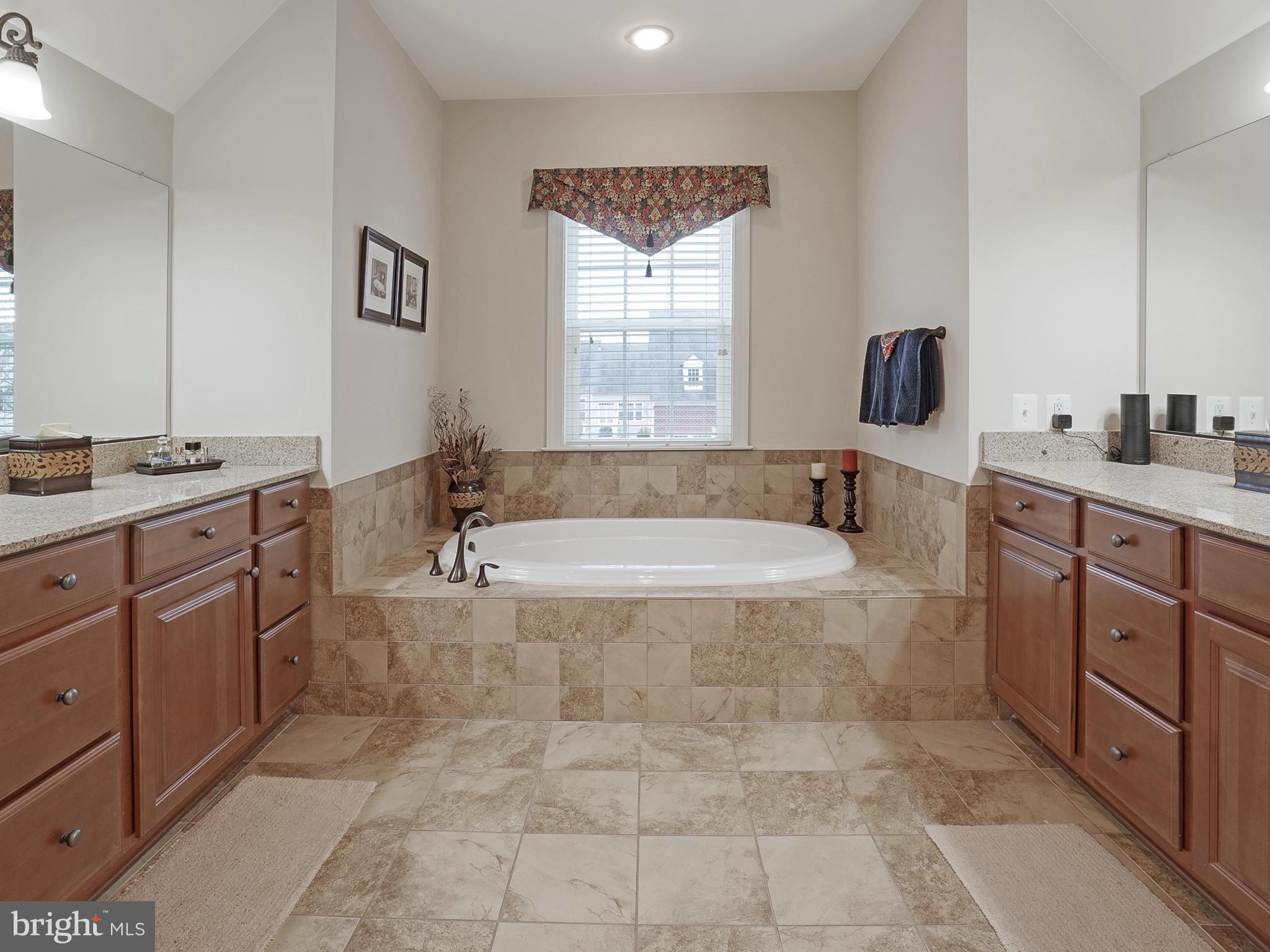 VILLAGES OF URBANA - Residential