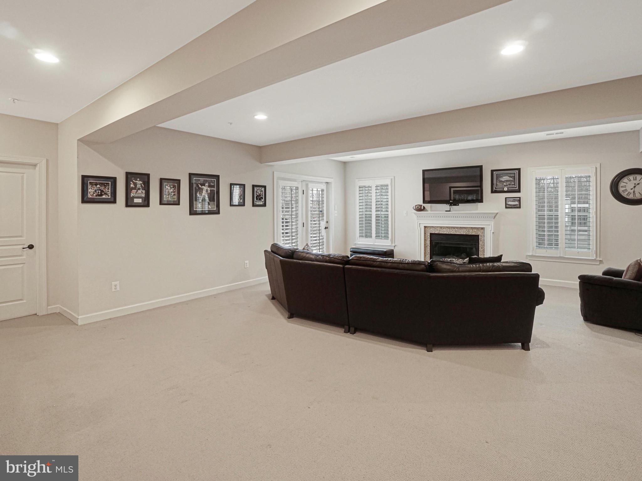 VILLAGES OF URBANA - Residential