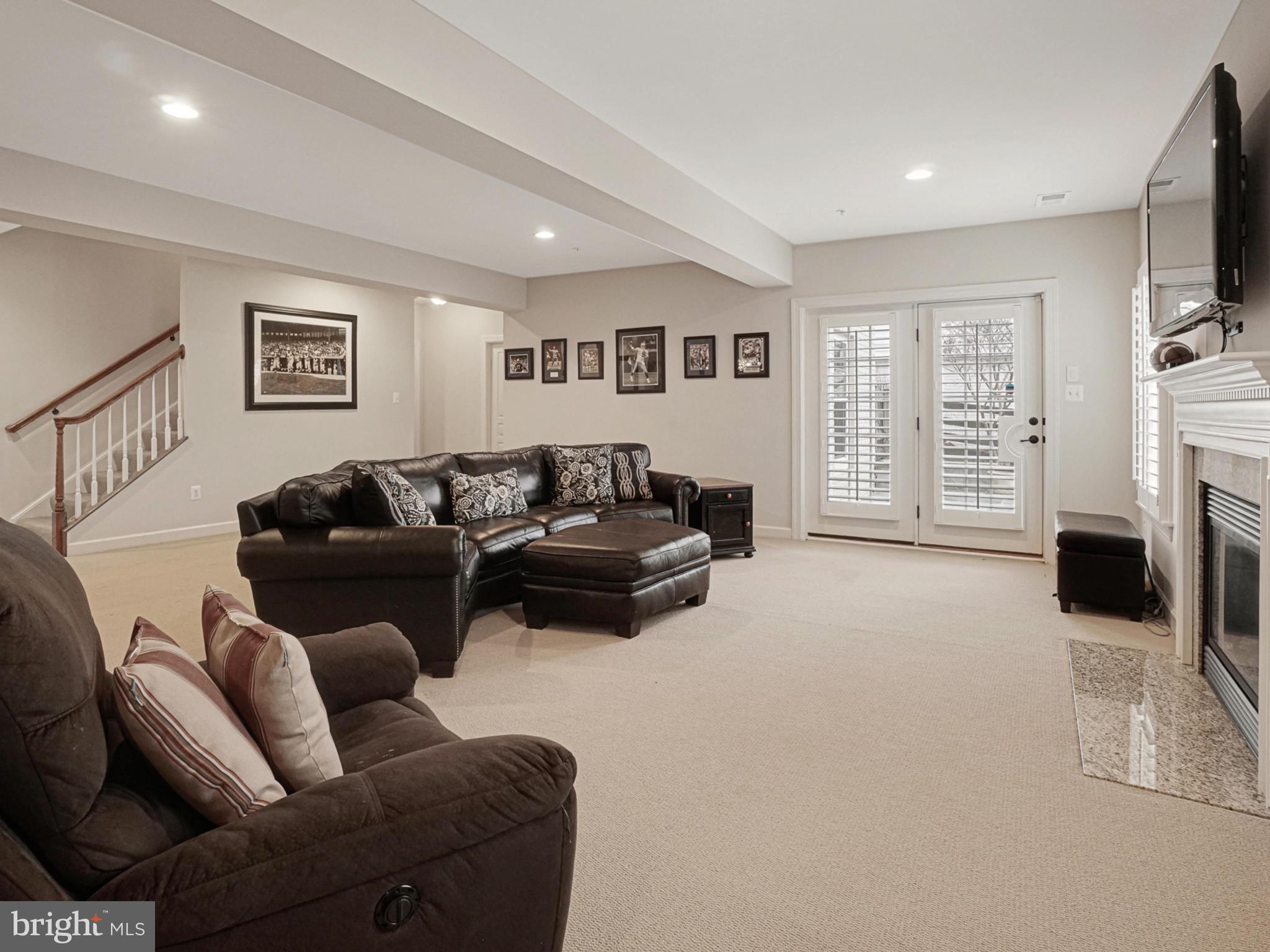 VILLAGES OF URBANA - Residential