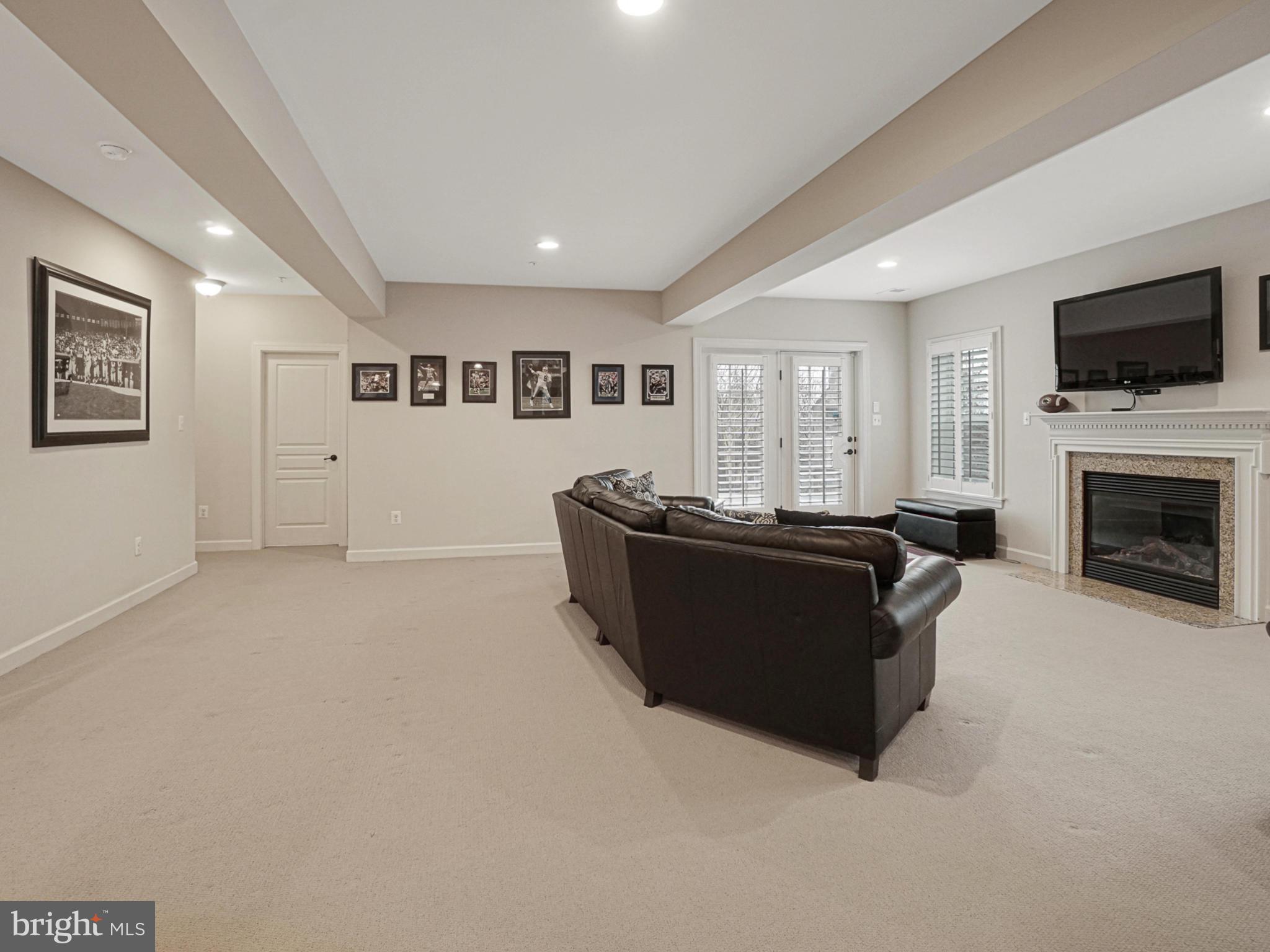 VILLAGES OF URBANA - Residential