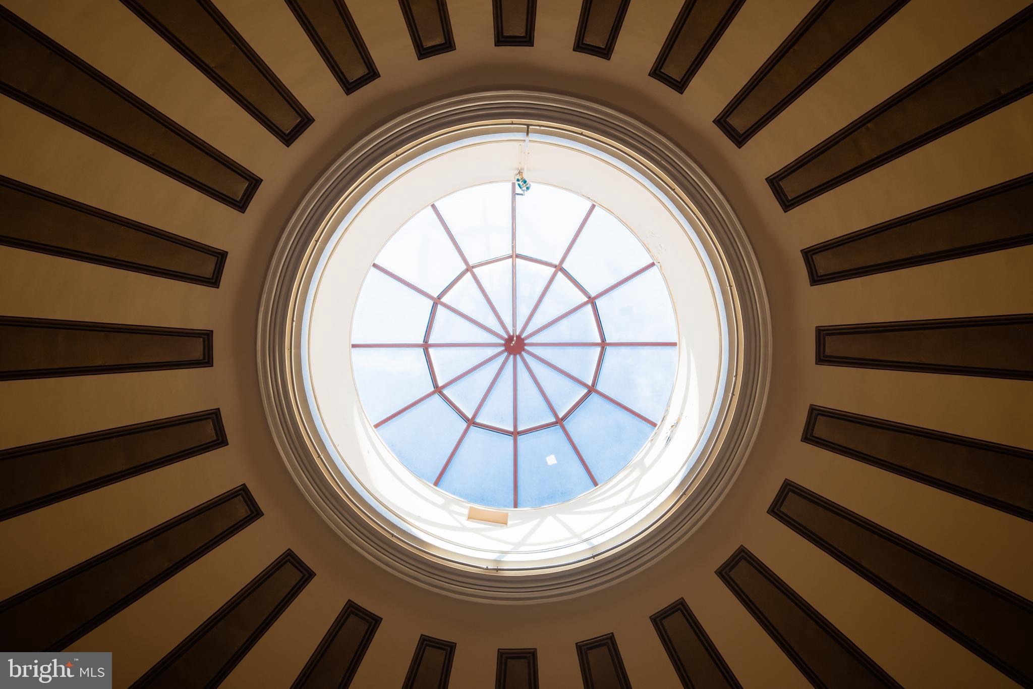 NAVAL SQUARE - Residential Lease