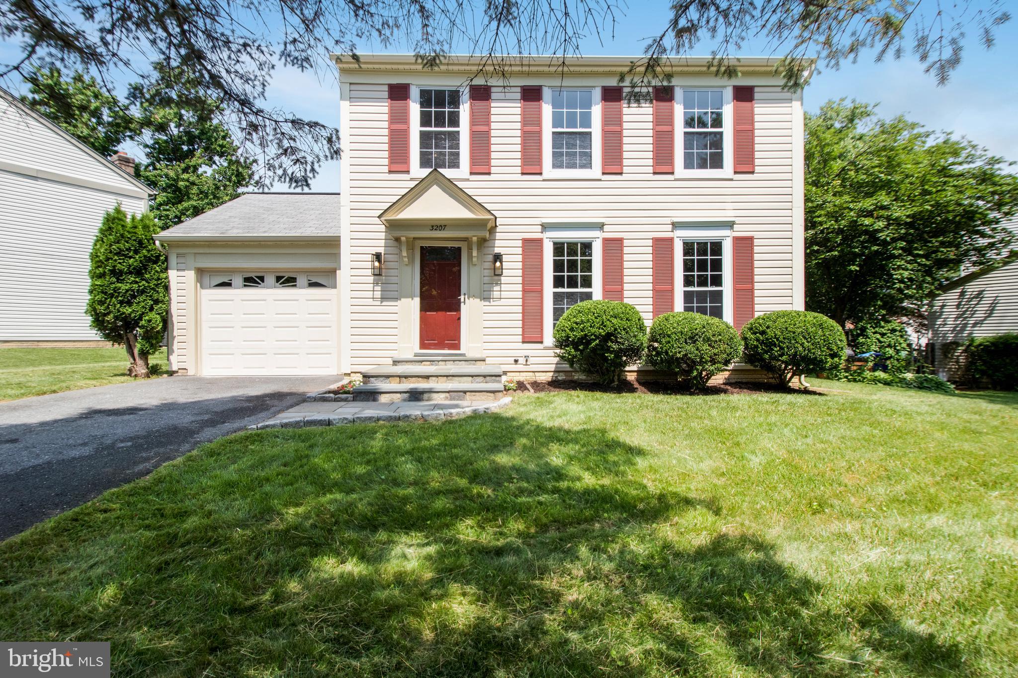 HALLOWELL - Residential Lease