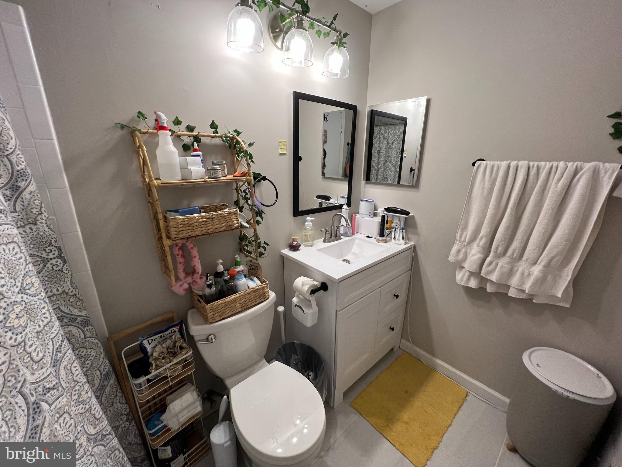 HALLOWELL - Residential Lease