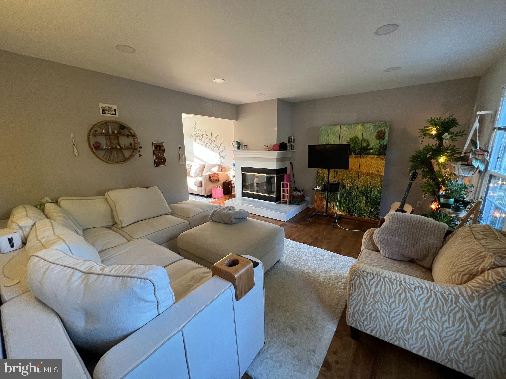 HALLOWELL - Residential Lease