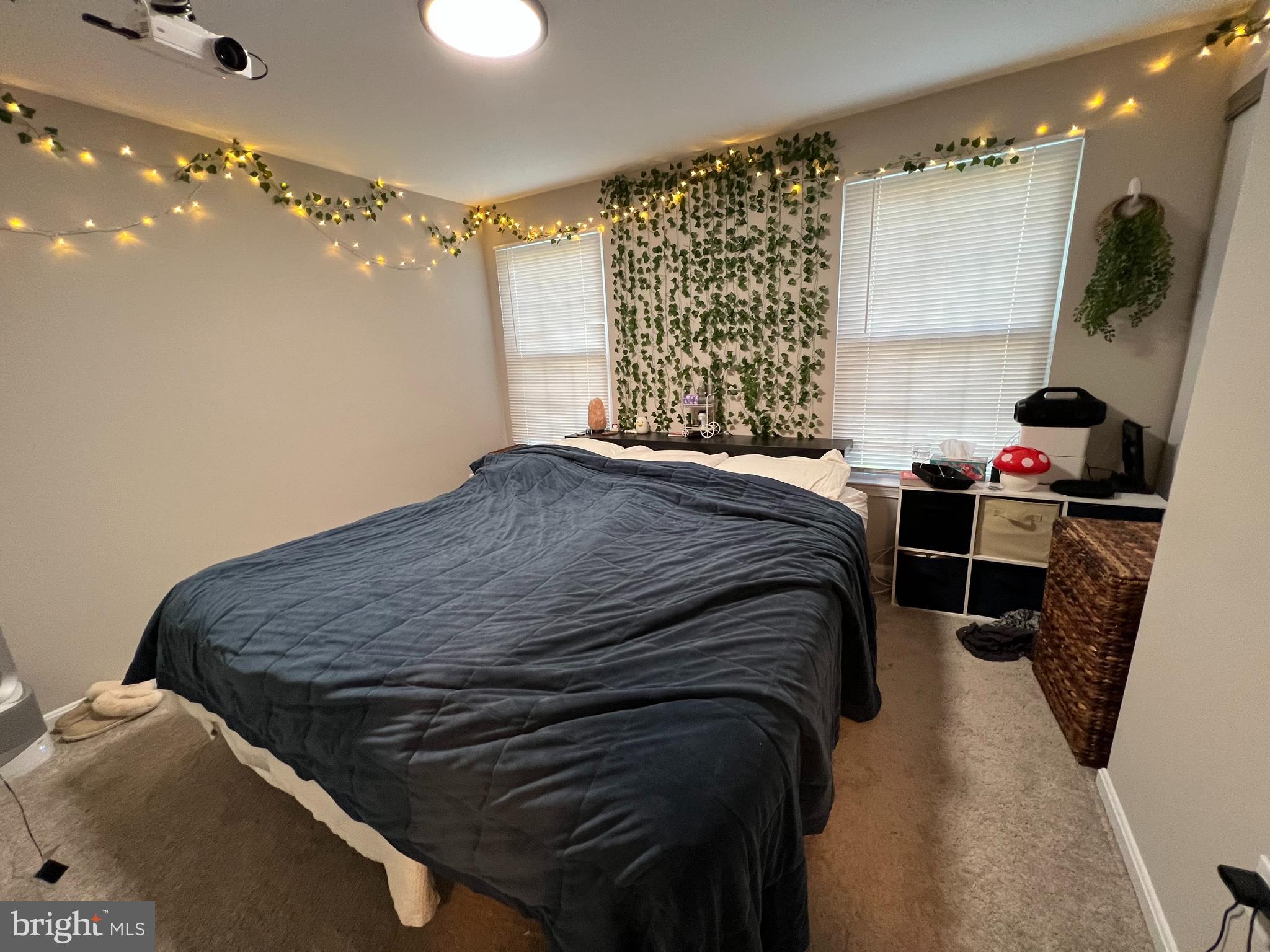 HALLOWELL - Residential Lease