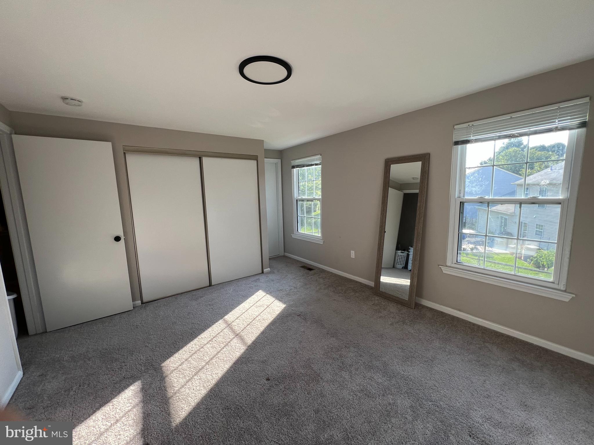 HALLOWELL - Residential Lease