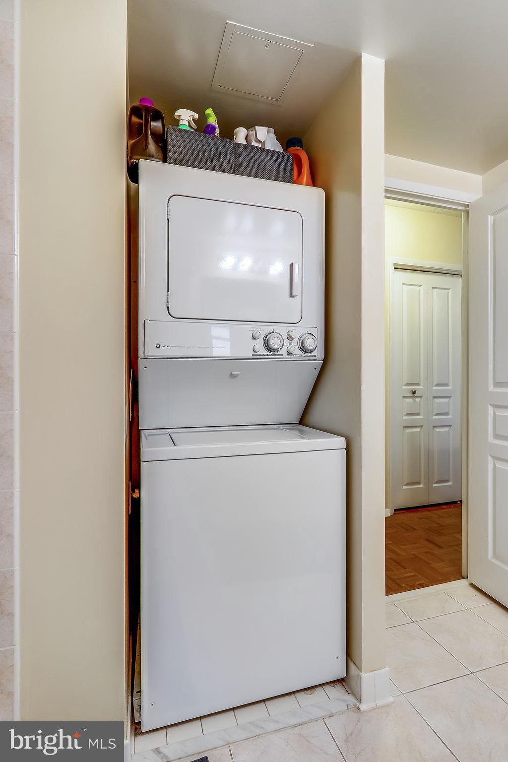 CRESCENT PLAZA - Residential